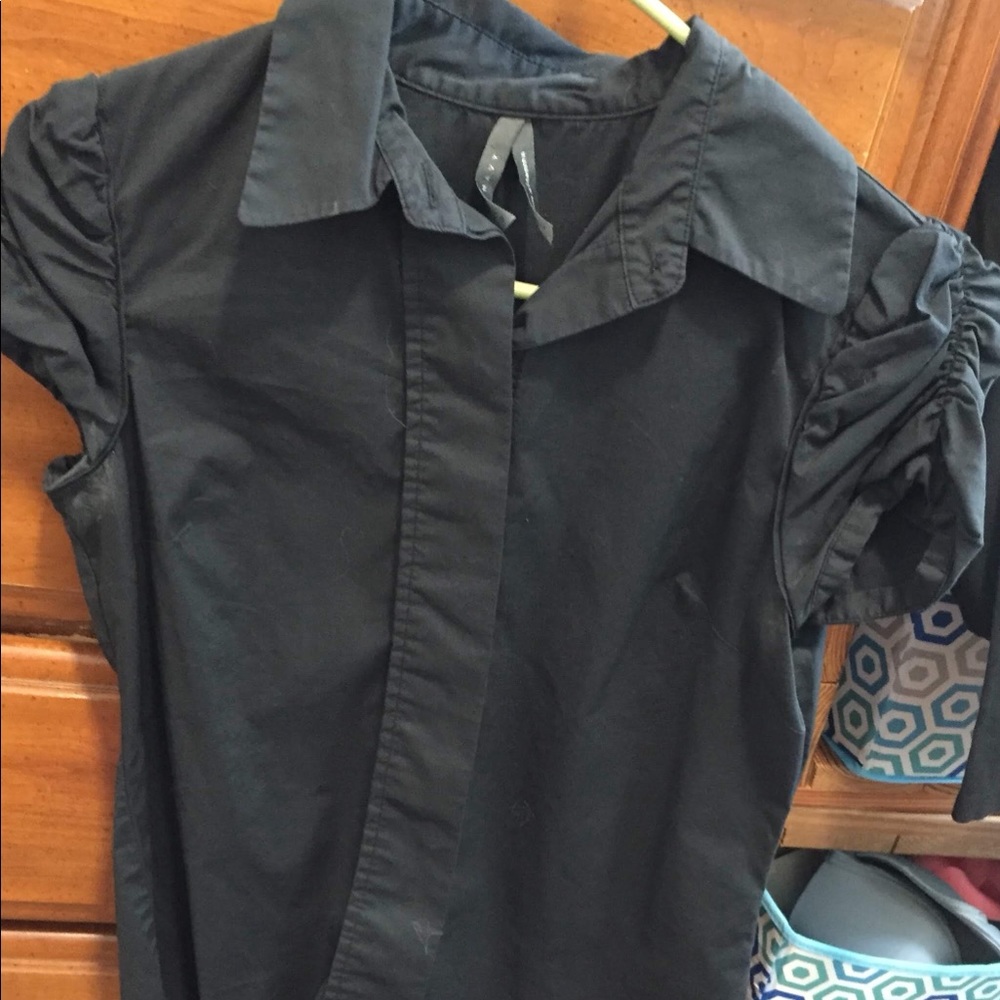 Short sleeve blouse
